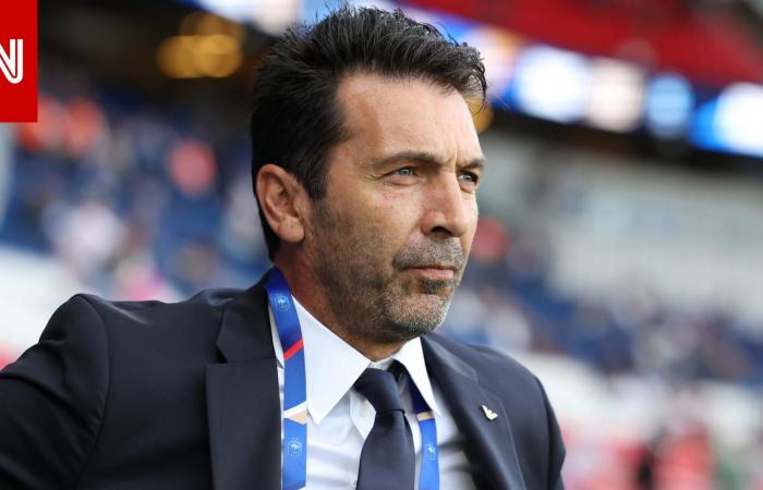 متابعة: تداول لقطات من حضور بوفون لمباراة في الدوري السعودي