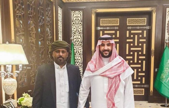 بن
      حبريش
      لـ«الشرق
      الأوسط»:
      حضرموت
      أمام
      عهد
      جديد...
      ولن
      نسمح
      بعودة
      الإرهاب