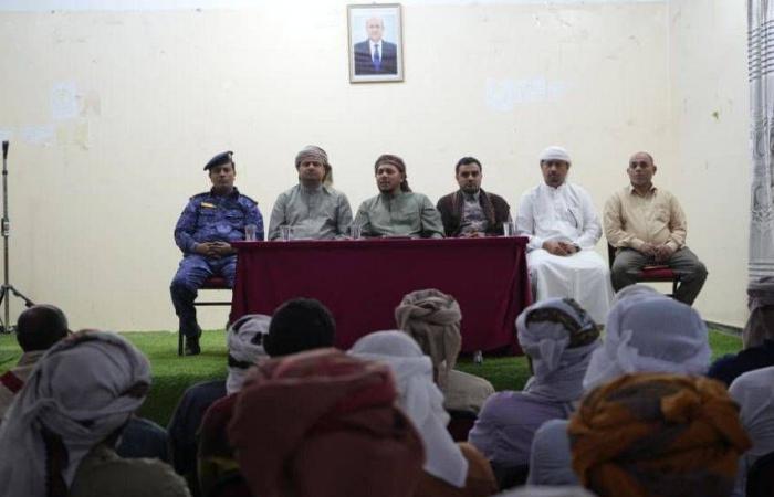 جهود
      سعودية
      مكثفة
      لتطبيع
      الأوضاع
      وتوحيد
      القوات
      في
      جنوب
      اليمن