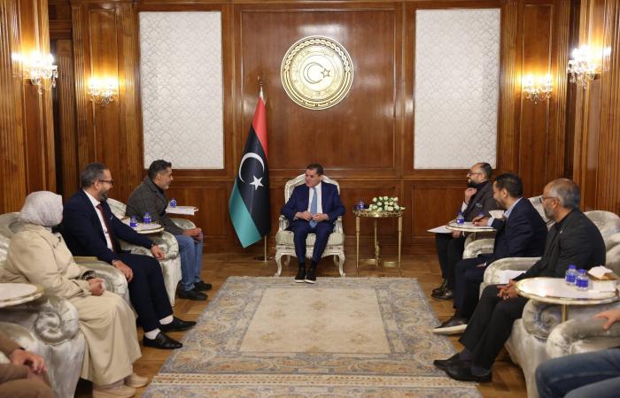 مصر
      تتعهد
      باتخاذ
      «الإجراءات
      الضرورية»
      للحفاظ
      على
      وحدة
      السودان