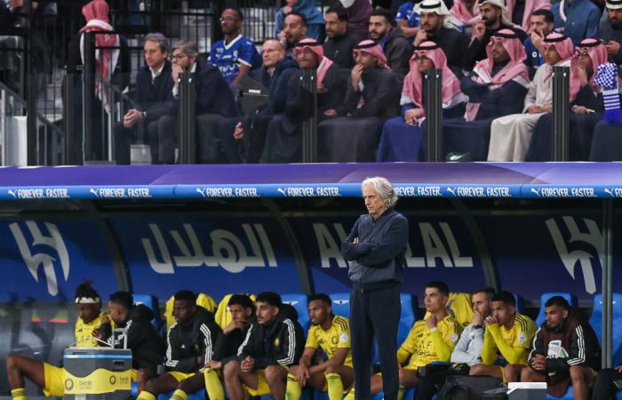 موسم
      الرياض:
      حفـل
      غنائي
      لترافيس
      سكوت
      في
      «فاناتيكس
      فلاق
      فوتبول
      كلاسيك»