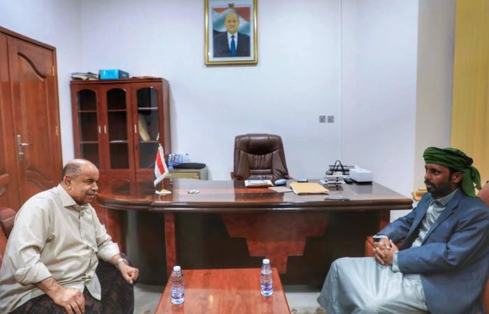 بن
      حبريش
      لـ«الشرق
      الأوسط»:
      حضرموت
      أمام
      عهد
      جديد...
      ولن
      نسمح
      بعودة
      الإرهاب