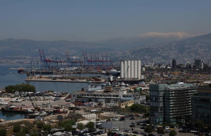 أميركا
      تفتح
      ملف
      الأموال
      المُهرّبة
      في
      العراق...
      وتبحث
      فرض
      عقوبات