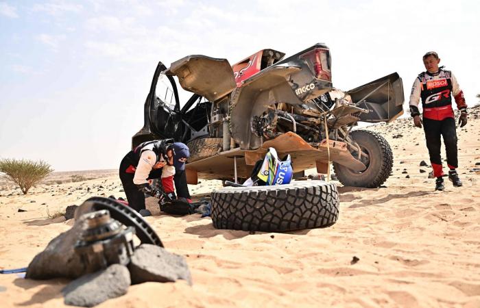 «داكار
      السعودية»...
      الصدارة
      في
      قبضة
      العطية