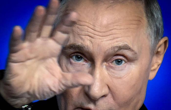 رئيسة
      وزراء
      الدنمارك:
      سنواصل
      التصدي
      لمساعي
      أميركا
      لضم
      غرينلاند