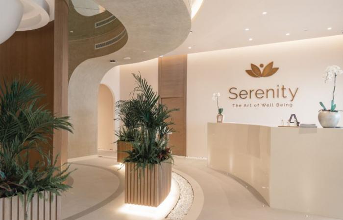 «فيرمونت
      النخلة
      دبي»
      يعزز
      ريادته
      السياحية
      بتجربة
      فاخرة
      متكاملة
      وتعيين
      قيادة
      تنفيذية
      جديدة