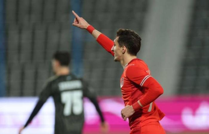 الدحيل يفوز على الوكرة