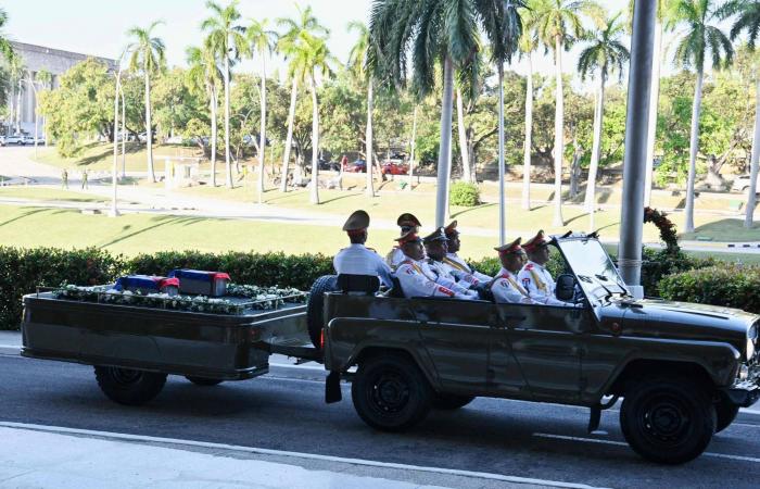 مدير
      «وكالة
      المخابرات
      المركزية»
      الأميركية
      التقى
      رئيسة
      فنزويلا
      المؤقتة
      في
      كاراكاس