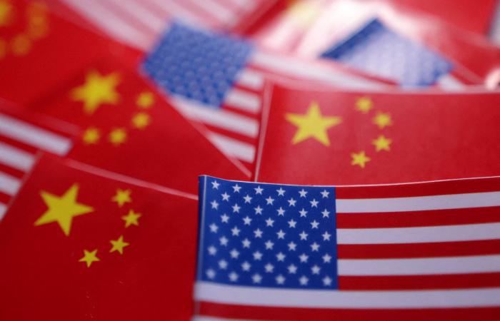 لماذا
      تعدّ
      الصين
      توترات
      أميركا
      مع
      إيران
      وفنزويلا
      فرصة
      لتعزيز
      النفوذ؟