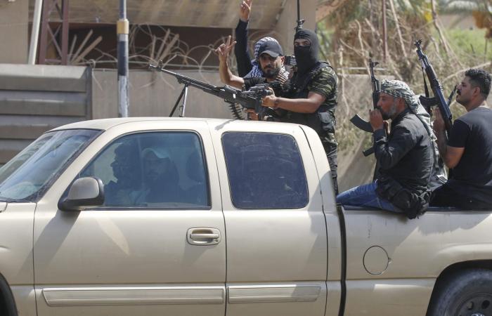 بعد اشتباكات مع الشرطة العراقية .. مقتدى الصدر يصدر تعليمات بشأن هيكلة "سرايا السلام"