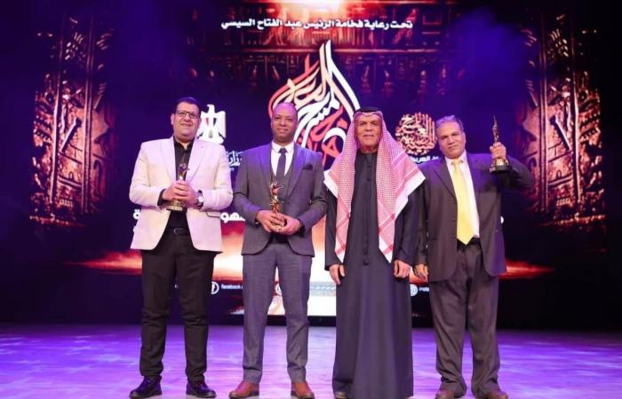 «الهاربات»
      تتوَّج
      أفضل
      عرض
      في
      مهرجان
      المسرح
      العربي