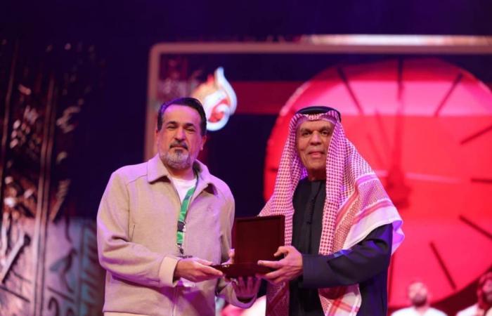 تكريم «الساعة التاسعة» في القاهرة