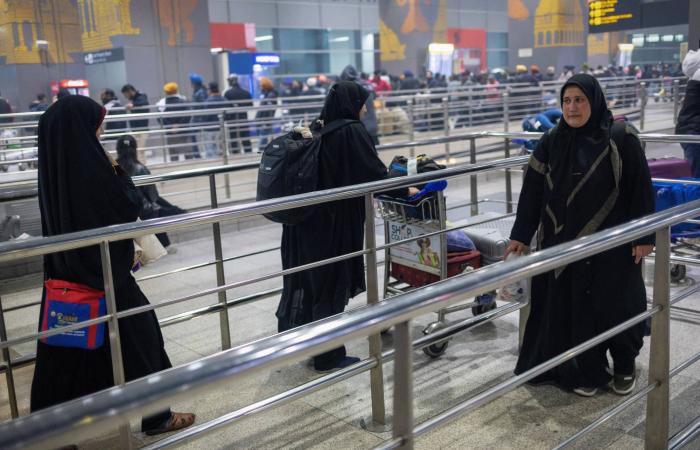 خامنئي:
      الولايات
      المتحدة
      أطلقت
      «الفتنة»
      ويجب
      محاسبتها