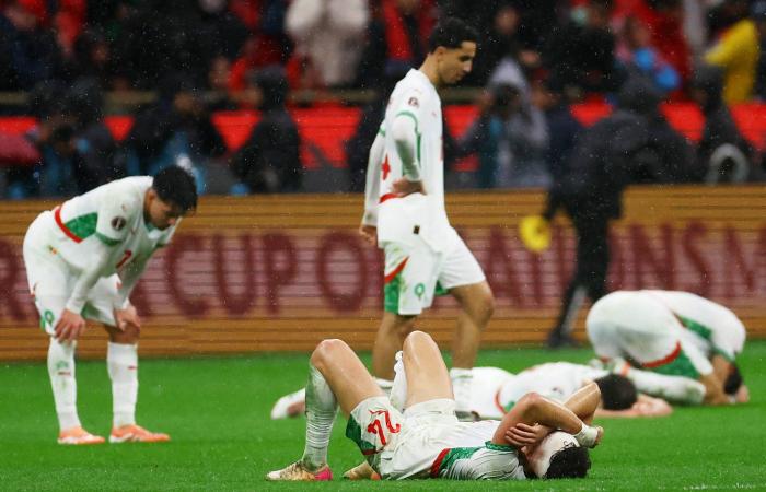 ماني
      قائد
      السنغال
      أفضل
      لاعب
      في
      كأس
      أفريقيا