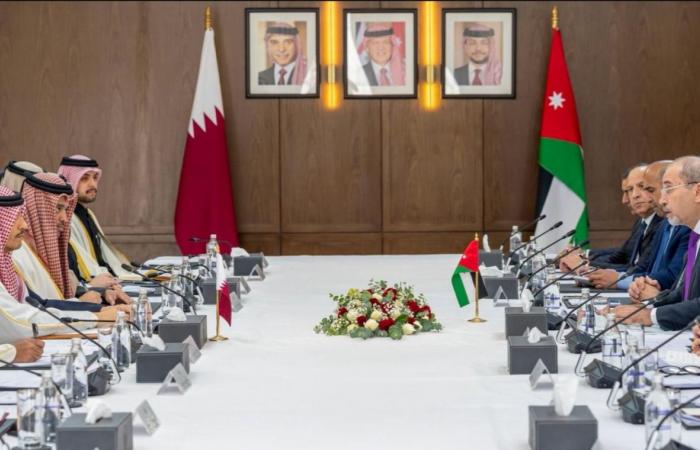 رئيس مجلس الوزراء ونائب رئيس الوزراء وزير الخارجية الأردني يترأسان اجتماعات الدورة الخامسة للجنة العليا المشتركة