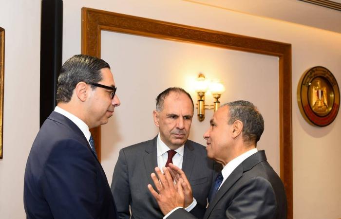 مسؤول
      أممي:
      السودانيون
      يعيشون
      في
      جحيم