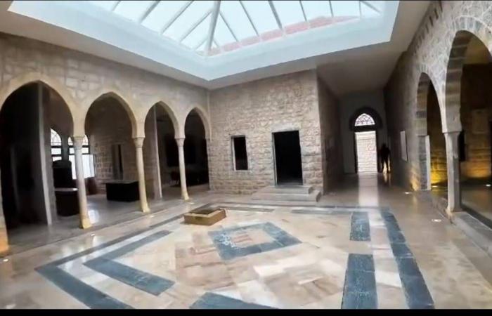 «متحف
      الاستقلال»...
      بالهولوغرام
      والذكاء
      الاصطناعي
      يروى
      تاريخ
      لبنان