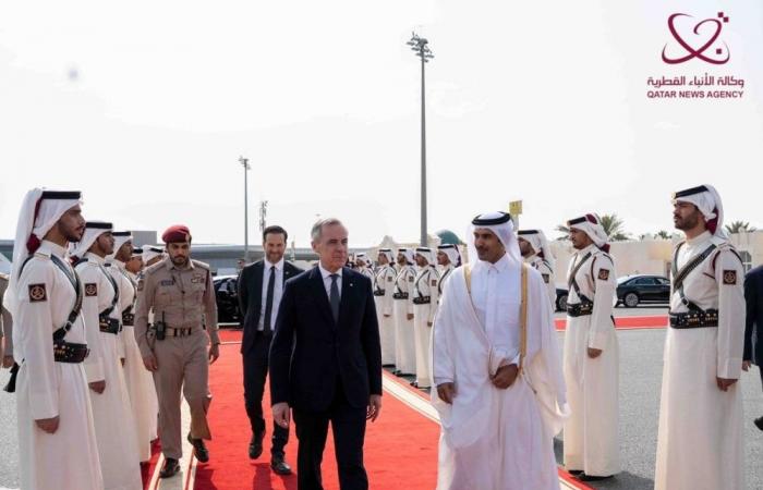 رئيس وزراء كندا يغادر الدوحة