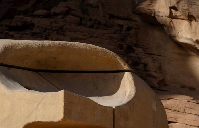 استعادة
      سحر
      «دراويش
      المولوية»
      في
      قلب
      القاهرة
      التاريخية