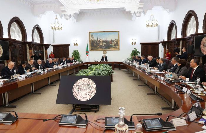 الأمم
      المتحدة
      تدرّب
      «الهلال
      الأحمر»
      الليبي
      على
      مواجهة
      مخاطر
      الألغام