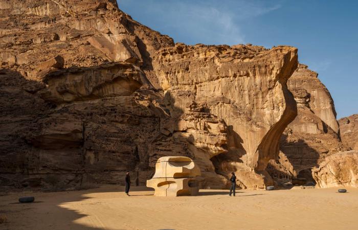 استعادة
      سحر
      «دراويش
      المولوية»
      في
      قلب
      القاهرة
      التاريخية