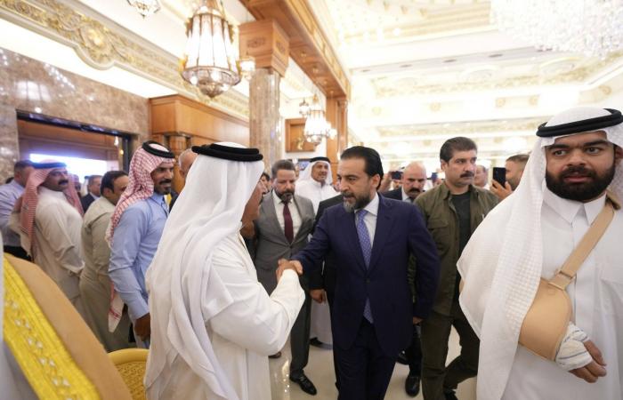 ترشيح
      المالكي
      لرئاسة
      الوزراء
      يذكّر
      أحزاباً
      بأيام
      «عجاف»
      في
      العراق