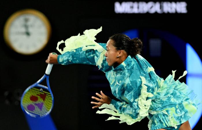 ناومي
      أوساكا...
      إطلالة
      استثنائية
      تلفت
      الأنظار
      في
      «أستراليا
      المفتوحة»