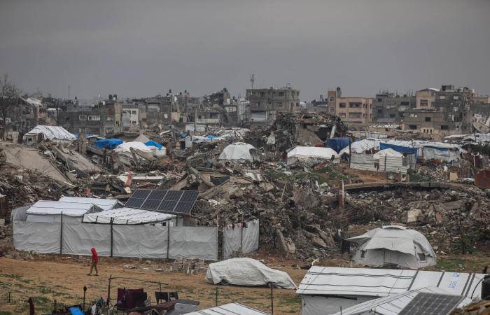 مسؤولة
      كردية:
      شخصيات
      إسرائيلية
      تتواصل
      معنا...
      والاتفاق
      مع
      دمشق
      «لم
      يعد
      صالحاً»