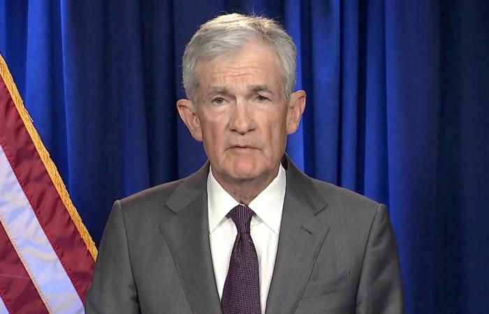 ترمب
      في
      عامه
      الثاني...
      «قبضة
      سيادية»
      تفرض
      واقعاً
      اقتصادياً
      عالمياً
      جديداً