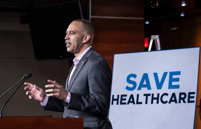 وزير
      الخزانة
      الأميركي
      واثق
      بإمكان
      التوصل
      لحل
      مع
      أوروبا
      بشأن
      غرينلاند