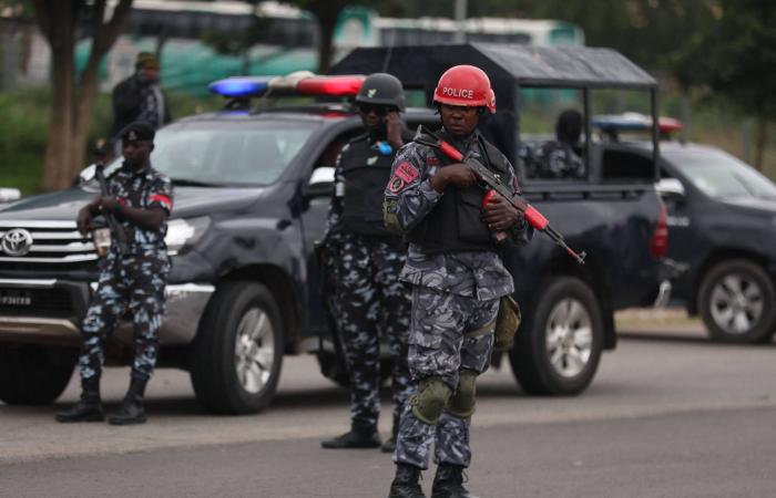 الشرطة
      النيجيرية
      تنفي
      اختطاف
      163
      مسيحياً
      من
      قبل
      عصابات
      مسلحة