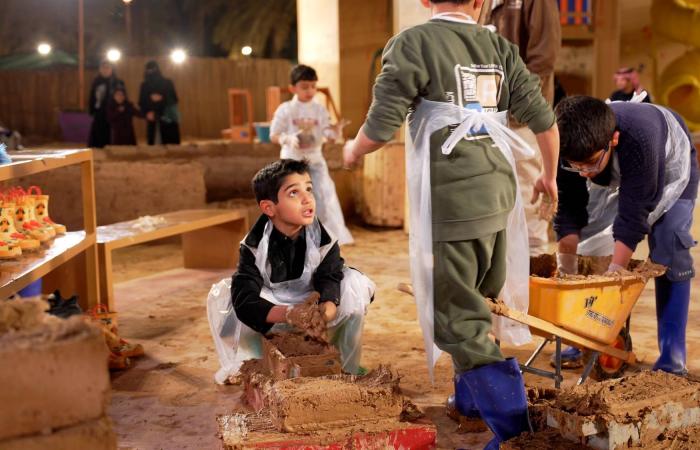 واردات
      الصين
      من
      زيت
      الوقود
      تتراجع
      في
      2025
      بسبب
      ضعف
      الطلب