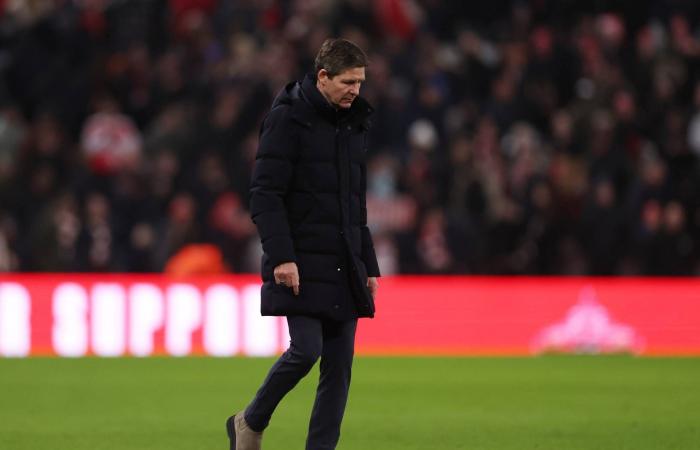 ماتيوس
      يخضع
      لجراحة
      في
      الكتف
      بعد
      «حادثة
      تزلج»