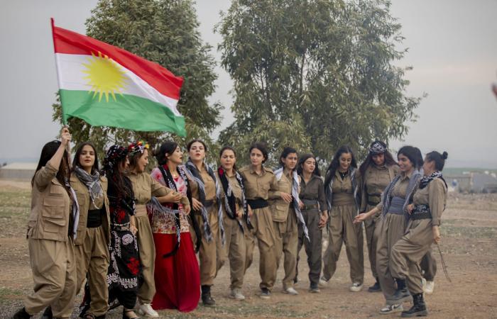 الأكراد يرون النصر يقترب بعد عقود من قتال النظام الإيراني