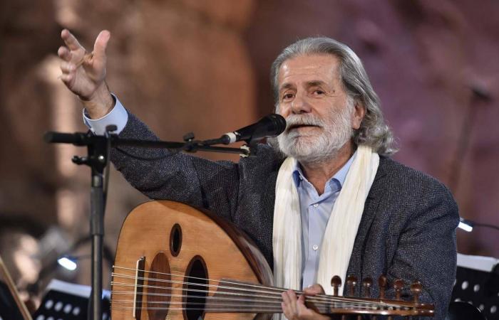 «العائلة
      والأصدقاء»...
      عنوان
      النسخة
      32
      من
      «البستان
      الدولي»