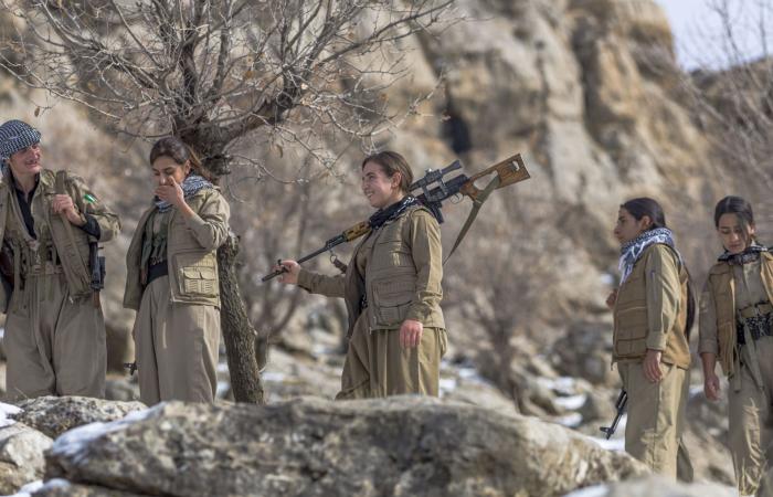 الأكراد يرون النصر يقترب بعد عقود من قتال النظام الإيراني