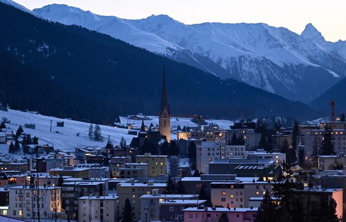 تحليل.. ترامب قد يكون المشكلة الأسهل بين مشكلتين تواجهان منتدى دافوس 2026