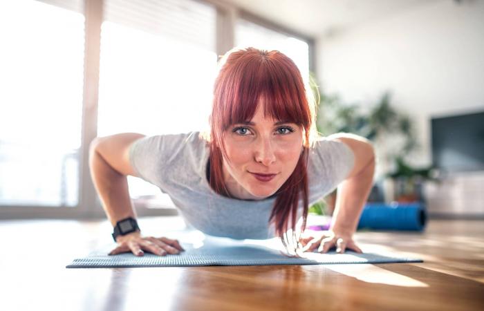 الأوزان
      الخفيفة
      لا
      تقل
      فاعلية:
      دراسة
      حديثة
      تعيد
      تعريف
      بناء
      القوة
      العضلية