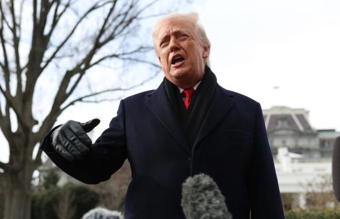 ترامب عن توجه سفن عسكرية أمريكية نحو إيران: "أمل في تجنب شن ضربات"