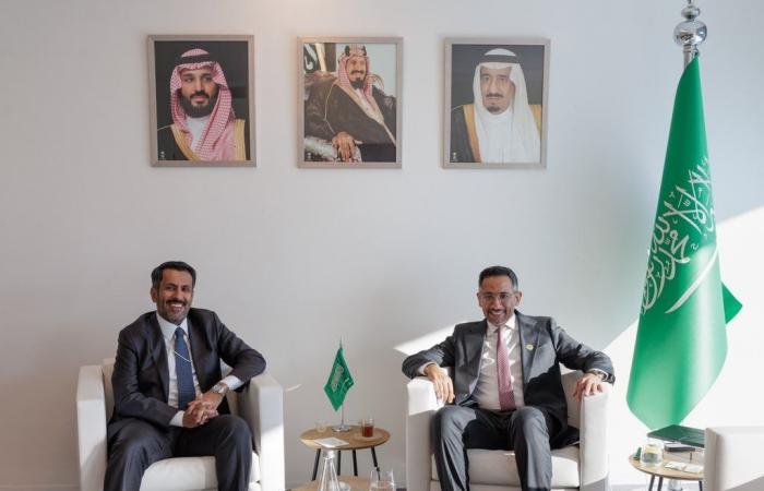 وزير التجارة والصناعة يجتمع مع عدد من الوزراء على هامش منتدى دافوس