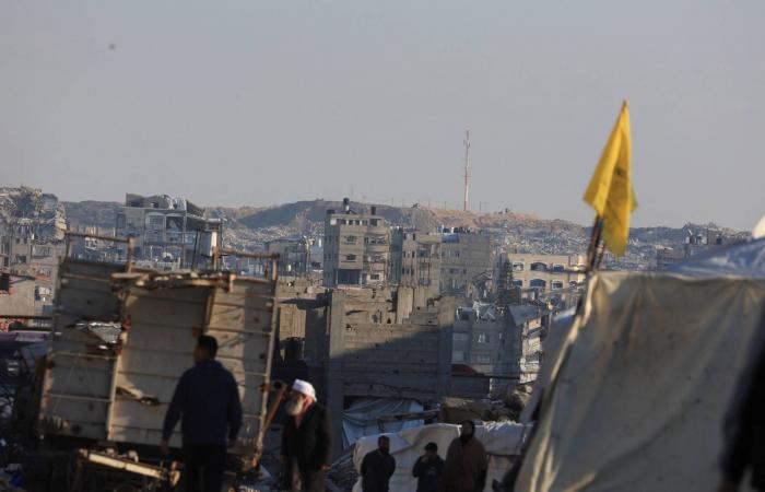 ماكرون
      يبحث
      مع
      سلام
      الجمعة
      المرحلة
      الثانية
      من
      خطة
      نزع
      سلاح
      «حزب
      الله»