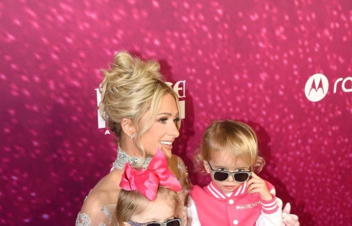 باريس هيلتون تتألق بتصميم لبناني في العرض الأول لفيلمها الوثائقي بلوس أنجلوس