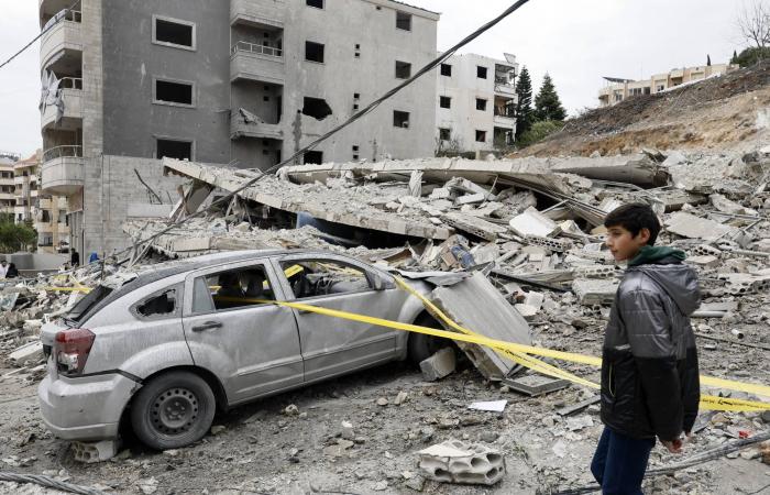 القضاء
      اللبناني
      يبدأ
      استدعاء
      مناصرين
      لـ«حزب
      الله»
      أساؤوا
      لعون