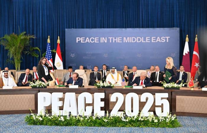 دمشق
      تؤمن
      انسحاب
      «قسد»
      إلى
      كوباني