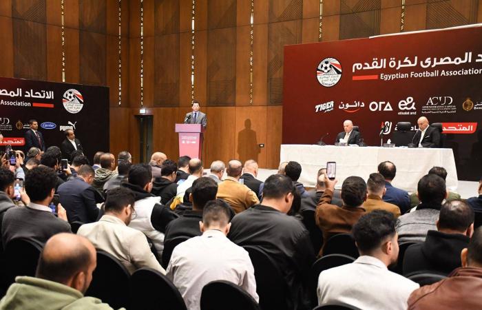 أحمد
      الشناوي
      حارس
      بيراميدز:
      هدفنا
      الفوز
      على
      نهضة
      بركان