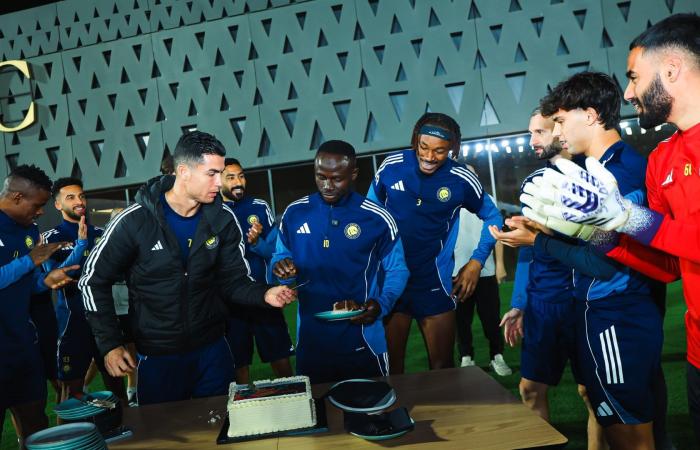 تصرف "طريف" من رونالدو خلال احتفاء لاعبي النصر بعودة ساديو ماني