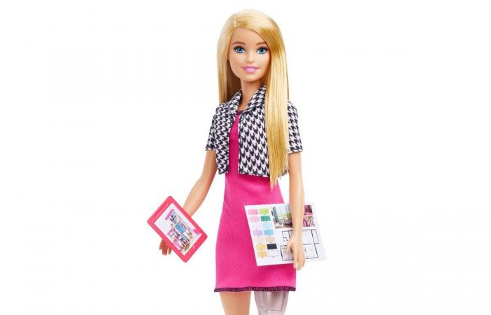 ساعة
      بمليون
      ونصف
      المليون
      دولار...
      أنانت
      أمباني
      يتحوَّل
      تمثالاً
      داخل
      الزمن