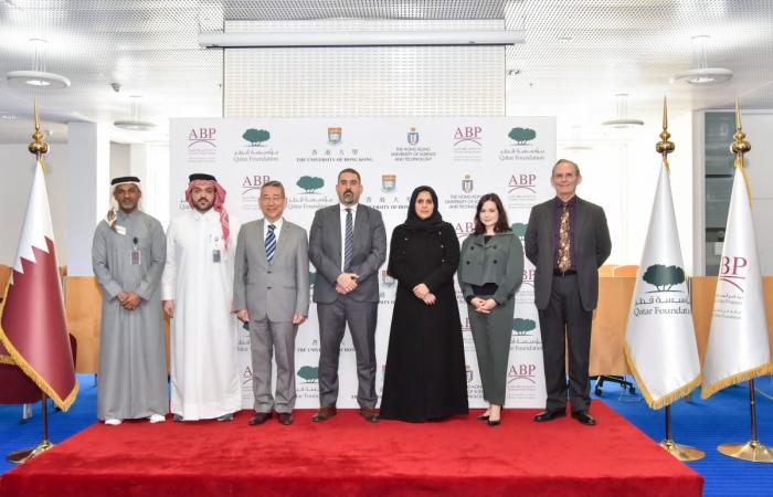  الجسر الأكاديمي يوقع مذكرتي تفاهم مع جامعتين في هونغ كونغ لتعزيز المسارات الجامعية العالمية للطلاب