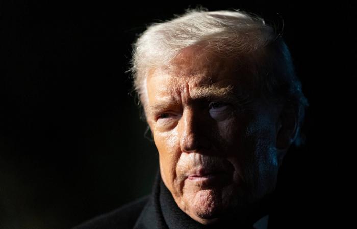 المشهد
      العالمي...
      «لا
      أحد
      يضحك
      ولا
      أحد
      يبتسم
      لأن
      أحداً
      لا
      يعرف
      ما
      الذي
      سيحمله
      الغد»