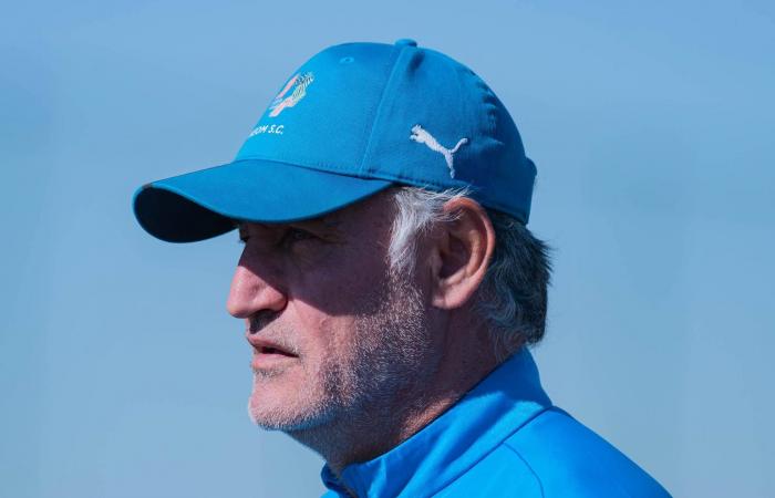 هل
      تربك
      تصريحات
      غالتييه
      «غرفة
      ملابس»
      نيوم؟